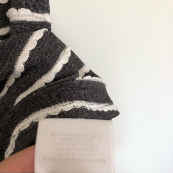 ModCloth T-Shirt Scallop Trim Stripes Grey XXS - Picture 4 of 6